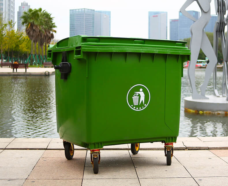 1100 liter plastic foot pedal garbage trolley