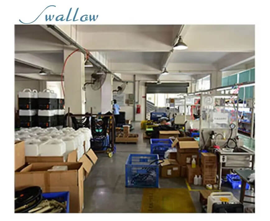 Powerful Carpet Cleaning with The Easy-to-Use Gr-28 Carpet Scrubber